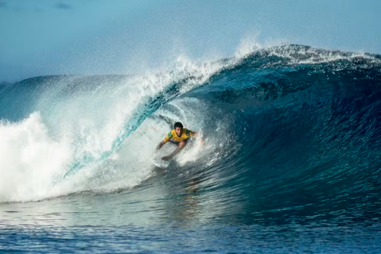 Filipe Toledo, Teahupoo —