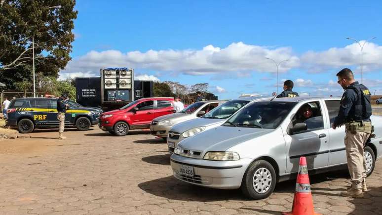 PRF reforçará fiscalização nas estradas no feriado de Corpus Christi