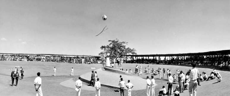 Inauguração de Auroville ocorreu em 1968