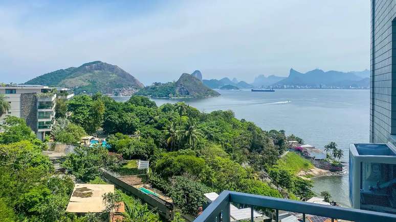 Apartamento para quatro hóspedes em Icaraí: vista para o Corcovado e para o Pão de Açúcar