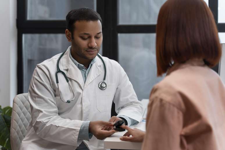 Médico explica os benefícios da slow medicine para os pacientes