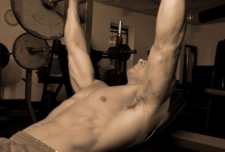 Can a man with a very high testosterone level become infertile?