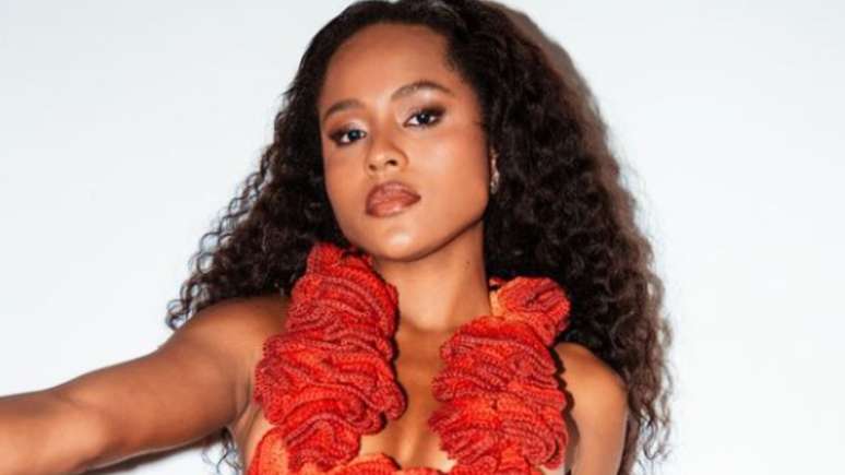 Duda Santos, Santinha from ‘Renascer’, celebrates 23 years with a bold look;  she looks at the photos!