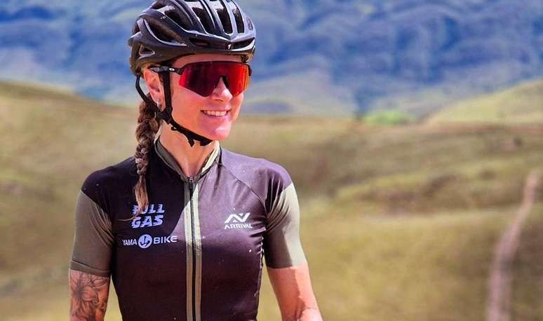 A ciclista La&iacute;s Saes, de 42 anos, morreu ap&oacute;s ser atropelada por um carro na &uacute;ltima quinta-feira, 30.