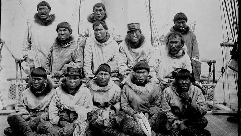 Os russos levaram caçadores de lontras do Alasca para outras partes de América russa