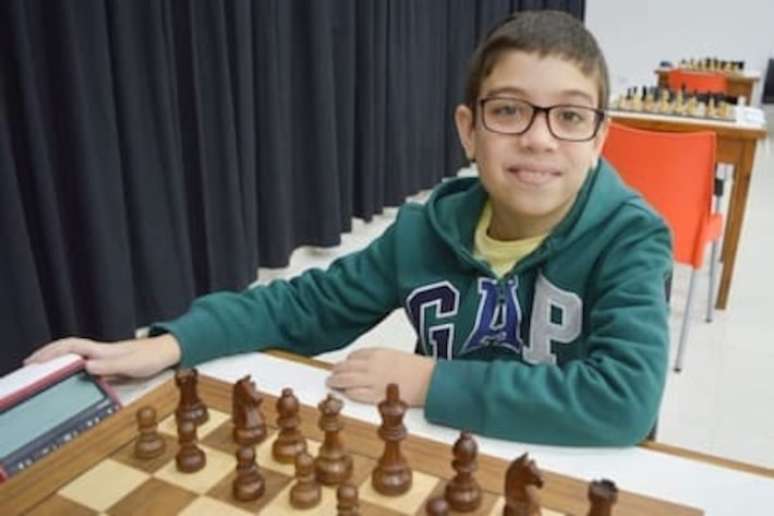 Argentino Faustino Oro termina torneio de forma invicta na Colômbia.