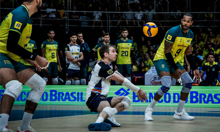 Leal BRA SRB (FIVB)