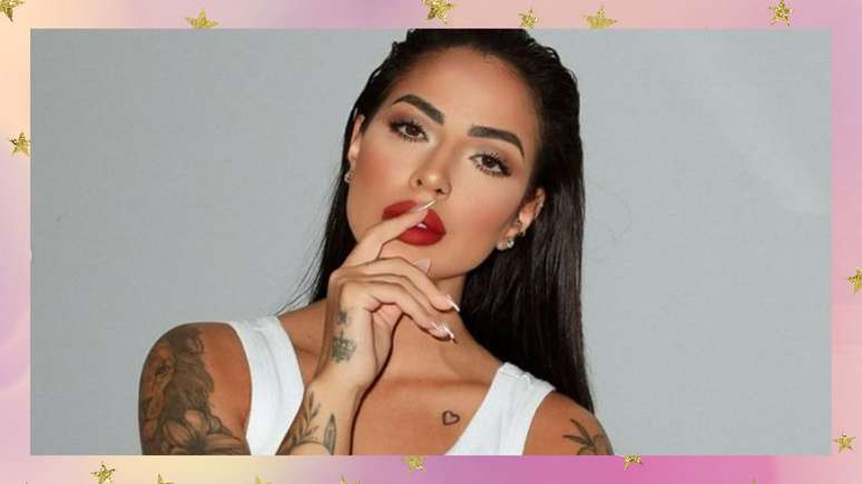 By Pamella revela a chave do sucesso: 'Apanhando da vida'