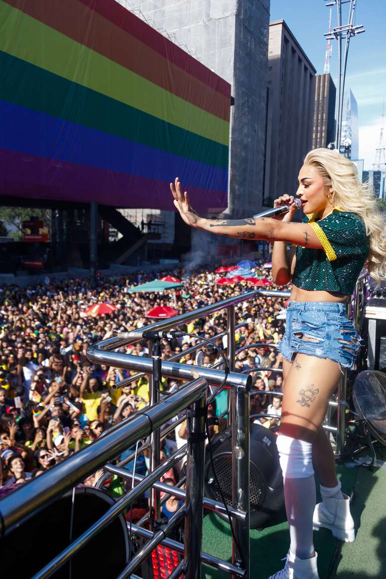 Pabllo Vittar na Parada LGBTQIA+ 