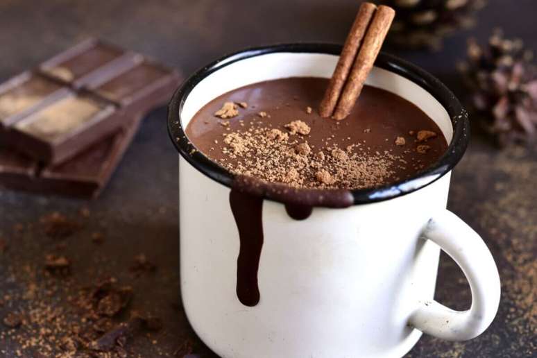 Chocolate quente com amêndoas
