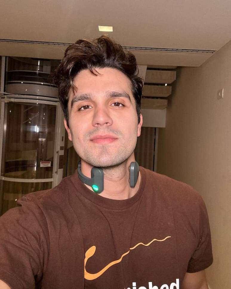 Luan Santana atualiza status de saúde após passar mal e cancelar show