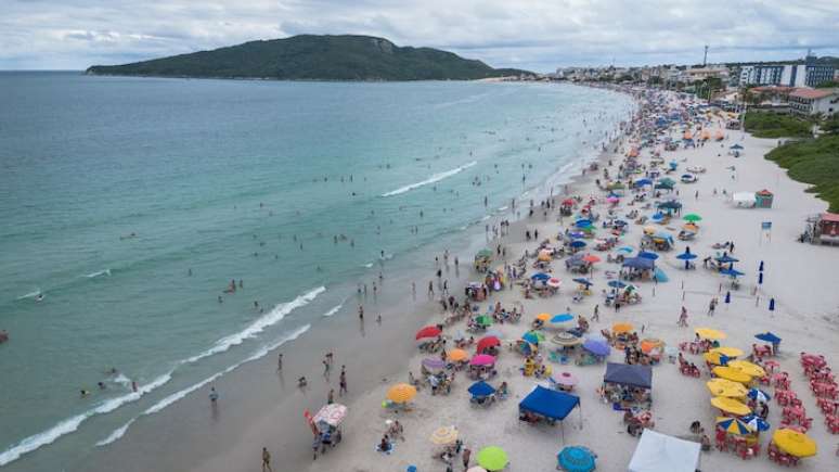 Projeto tramita no Congresso. Na foto, praia dos Ingleses, em Florianópolis