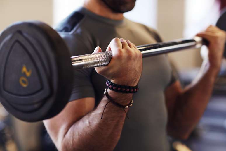 Saiba o que é bulking e cutting e para que cada estratégia serve