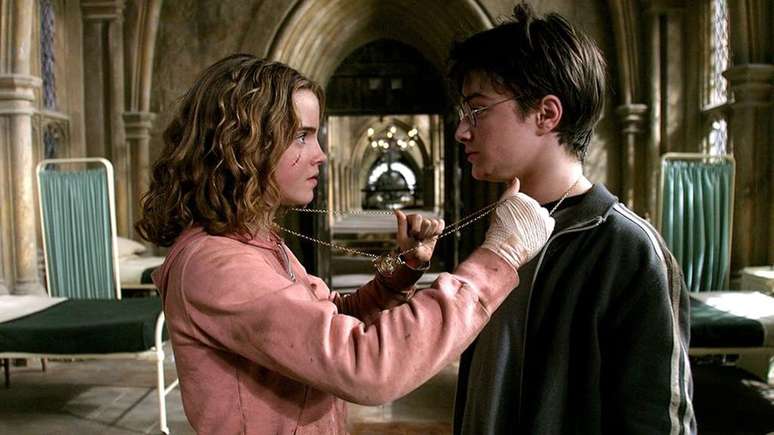The Marauder's Map and the Time Turner are key elements of the third film in the series (Image: Disclosure/Warner Bros. Pictures) The Marauder's Map and the Time Turner are key elements of the third film in the series (Image: Disclosure/Warner Bros. Pictures)
