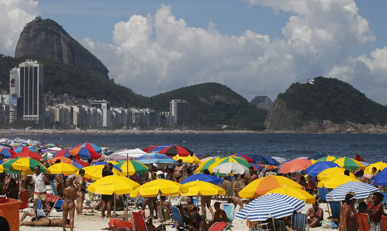 O acesso à praia deve ser privatizado? Nova PEC estuda privatização