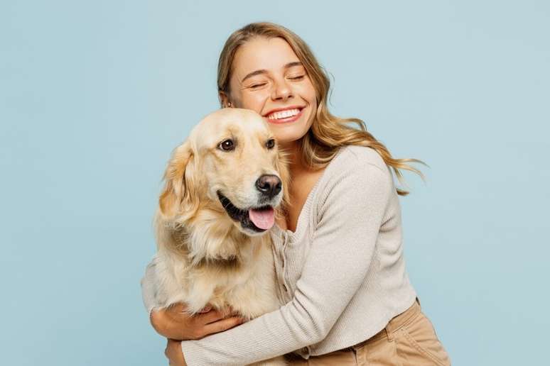 6 Ways Your Dog Shows Affection For You