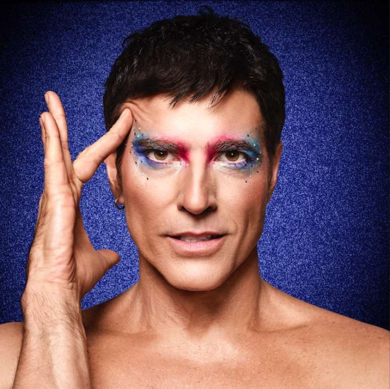 Reynaldo Gianecchini interpreta a drag queen Mitzi Mitosis, protagonista de 'Priscilla, a Rainha do Deserto - O Musical&rsquo;.
