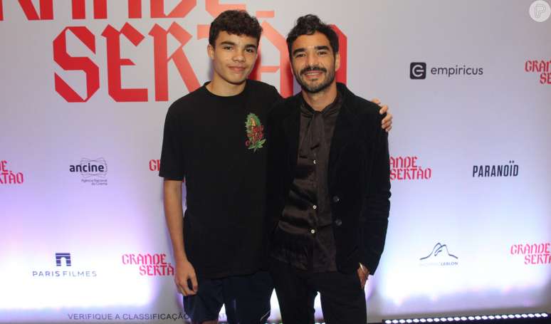 Caio Blat fez rara apari&ccedil;&atilde;o com filho mais novo, Bento, 14 anos.