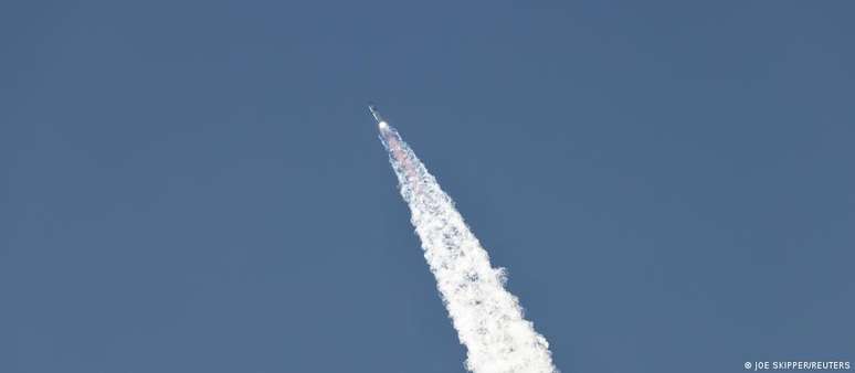 Projetado para ser totalmente reutiliz&aacute;vel, o Starship mede 121 metros de altura