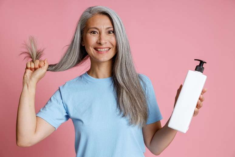 Find out when to use hydrating, nourishing or reconstructive products on your hair