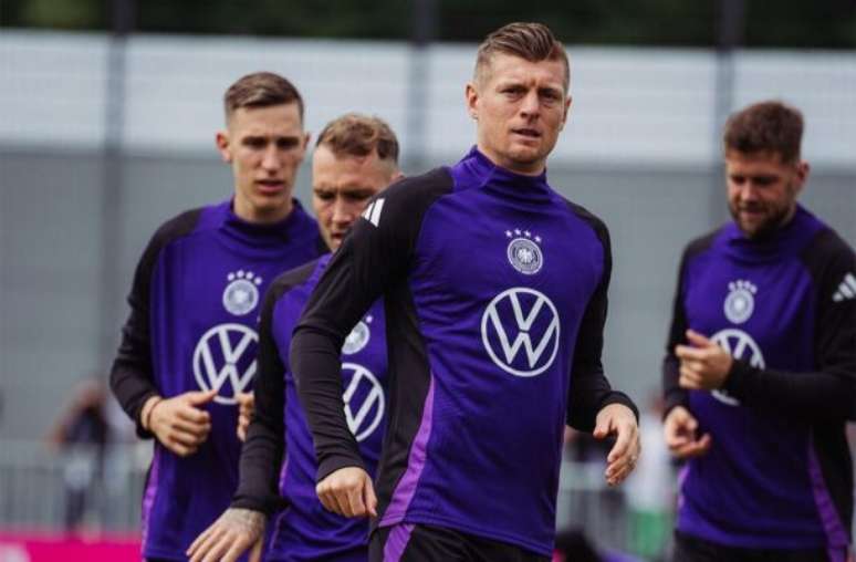 Philipp Reinhard / DFB - Legenda: Jogadores da Alemanha durante treinamento da equipe -