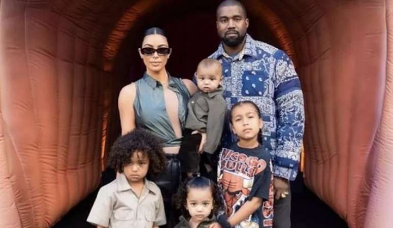With four children, Kim Kardashian reveals the difficulties of being a single mother
