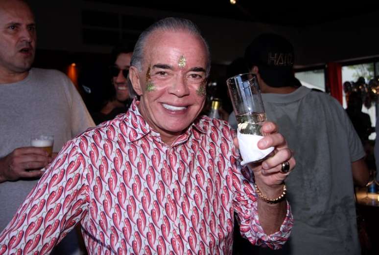 Chiquinho Scarpa at the Gueri Gueri party, at the Jockey Club, in December 2017 Chiquinho Scarpa at the Gueri Gueri party, at the Jockey Club, in December 2017