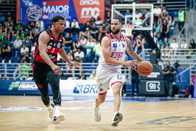 Duelo entre Franca x Flamengo pela jogo 2 das finais da NBB