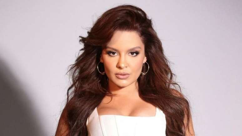 Maiara, from the duo with Maraisa, confirms the love story with the country singer