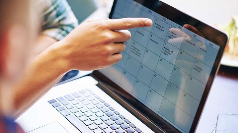 How many times a week is it advisable to train?  Find out what the experts say