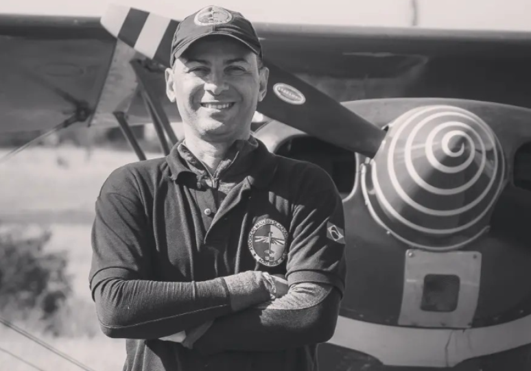 Igor Reis, de 51 anos, morreu após o avião cair na pista do Aeroclube de Bauru, no interior de SP, nesta segunda-feira, 10.