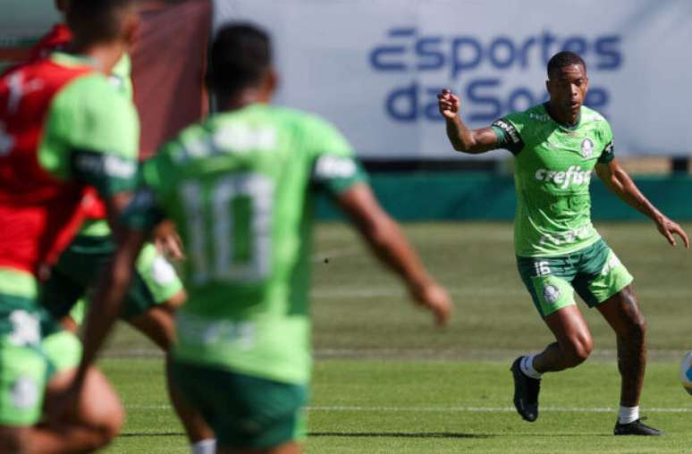 Palmeiras entrena en la academia de fútbol y Caio Paulista planea un duelo con Vasco.