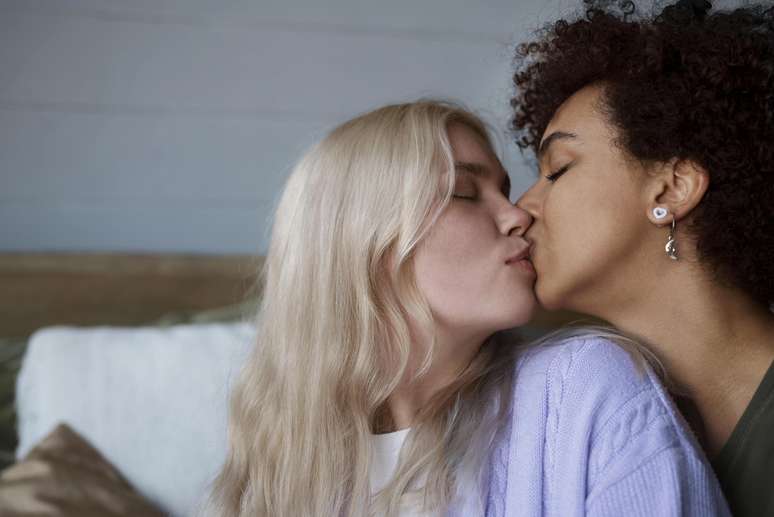 Confira bons motivos para beijar mais neste Dia dos Namorados