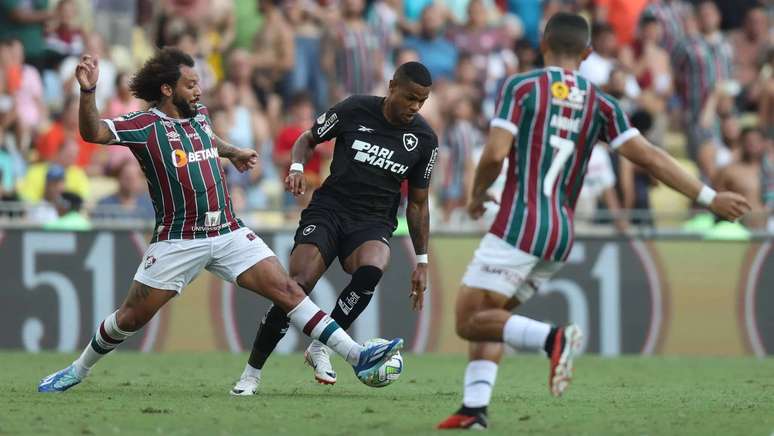 Botafogo e Fluminense se enfrentam pelo Brasileirão 