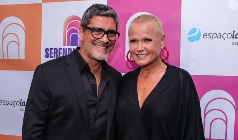 After the controversy over his flirtation with an influencer’s wife, Junno Andrade posts music for Xuxa on Valentine’s Day