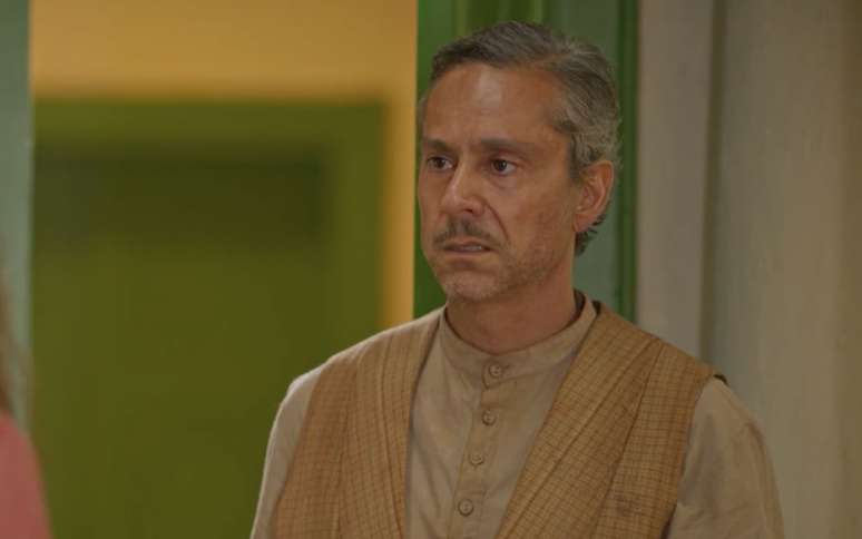 No Rancho Fundo: Tico Leonel fica horrorizado ao ver Zefa Leonel com outro 