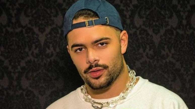 Pedro Sampaio shows rare photos with his boyfriend and makes a passionate statement
