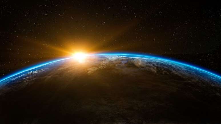 Can Earth’s atmosphere help detect dark matter?