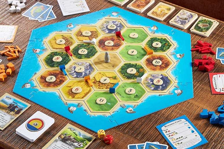 Catan é um jogo que cria uma experiência coletiva 
