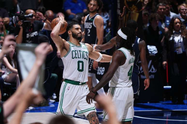Boston beats Dallas again and internet users react: ‘It’s over, they’re already champions’