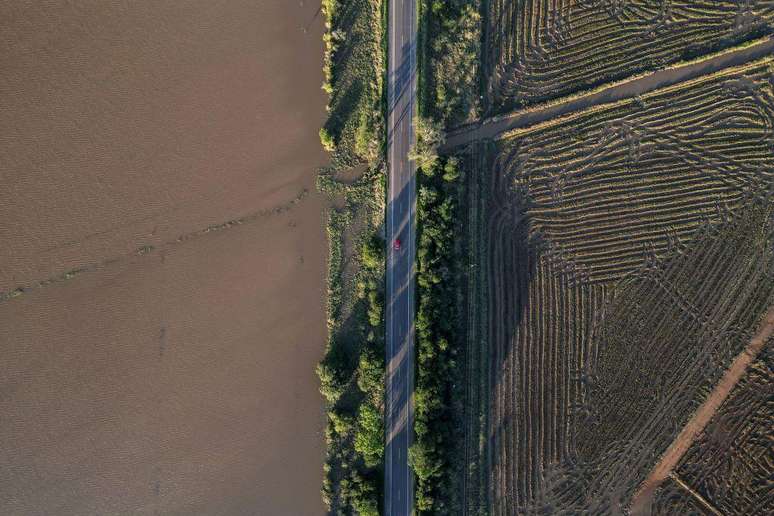 Plantações de arroz inundadas em Eldorado do Sul, no início de maio