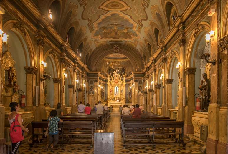 A Igreja Santa Cruz da Alma dos Enforcados foi construída em homenagem a Chaguinhas, soldado negro morto a pauladas