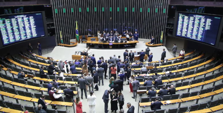 Câmara aprovou a urgência do projeto que limita as delações premiadas a acusados soltos