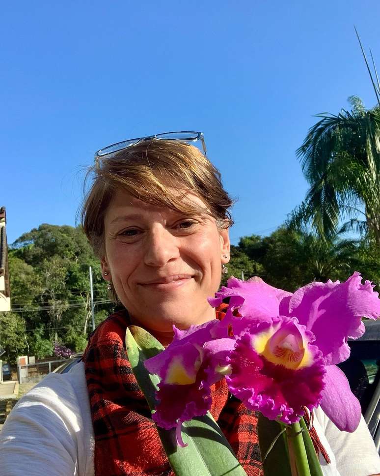 Today Valéria runs an orchid nursery in SP Today Valéria runs an orchid nursery in SP