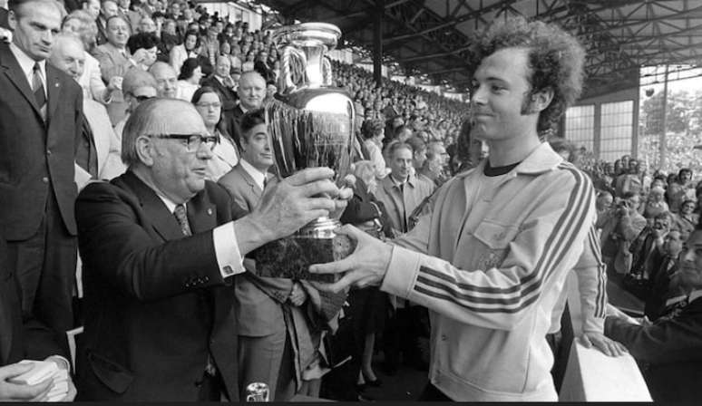 Alemanha Ocidental, com Beckenbauer, venceu a Eurocopa pela primeira vez em 1972.