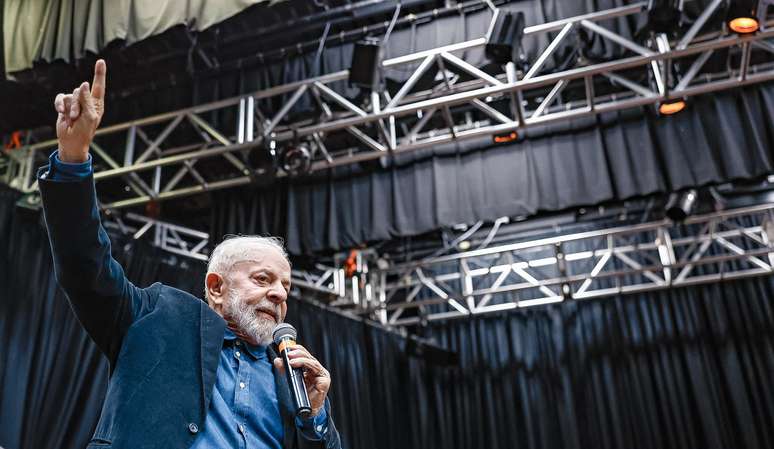 Lula (PT) durante anúncio de medidas relacionadas ao Rio Grande do Sul, no Campus da Unisinos