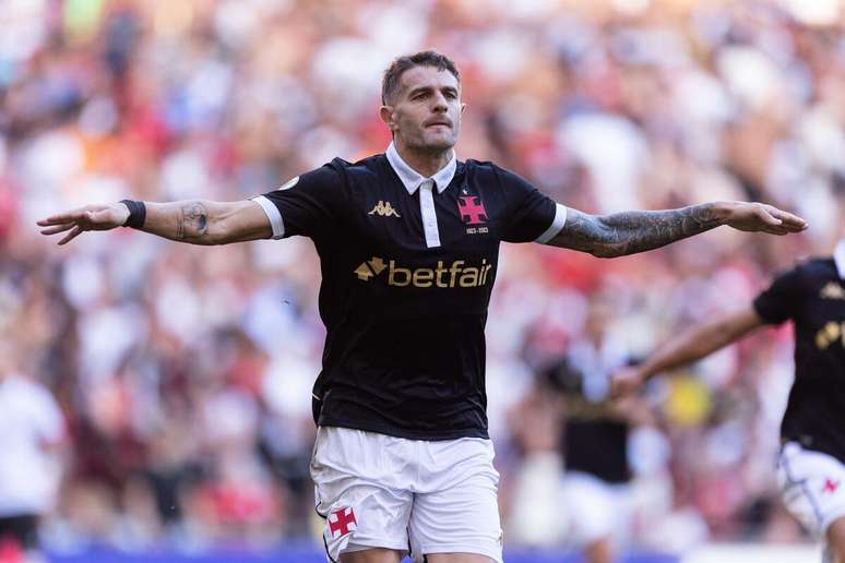 Pablo Vegetti (Vasco) comemorando seu gol contra o Flamengo no dia 02.06.2024 