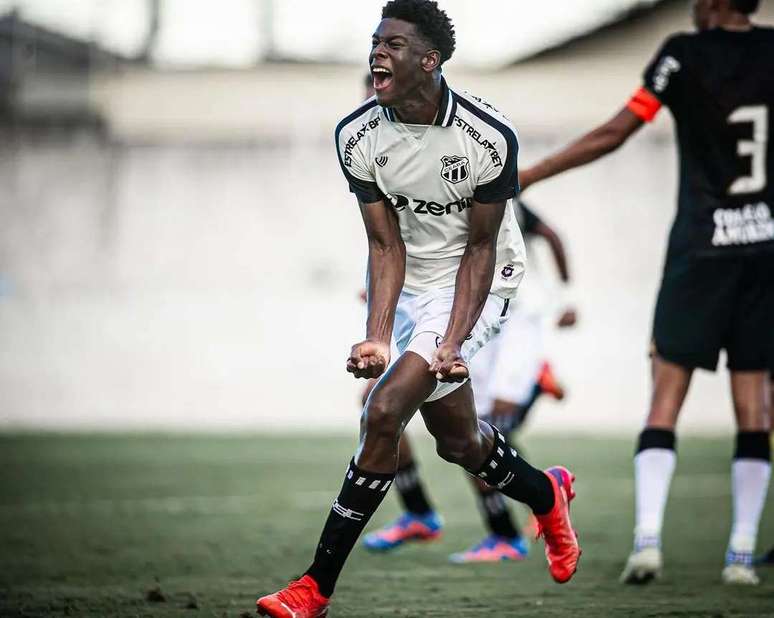 Jonathan Jesus, novo reforço do Cruzeiro vindo do Ceará.