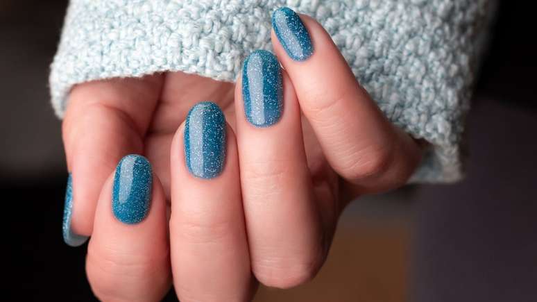 The expert explains the biggest myths about nails and nail polish