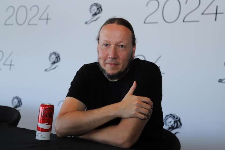 Mateus Santos fundador da produtora Lobo &eacute; um dos respons&aacute;veis pela pe&ccedil;a de Coca-Cola que levou um Grand Prix e um le&atilde;o de ouro nesta segunda-feira, 17